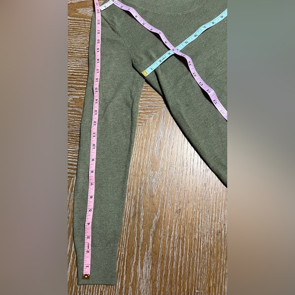 Loft Crewneck Sweater|Size M|Green - Picture 6 of 6